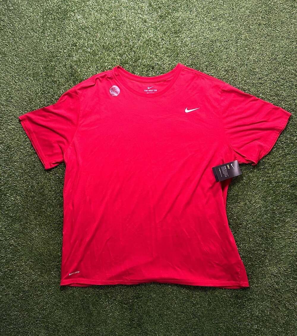 Nike The Nike Tee Dri-Fit Athletic Cut Size 4XL Red Short Sleeve T-Shirt